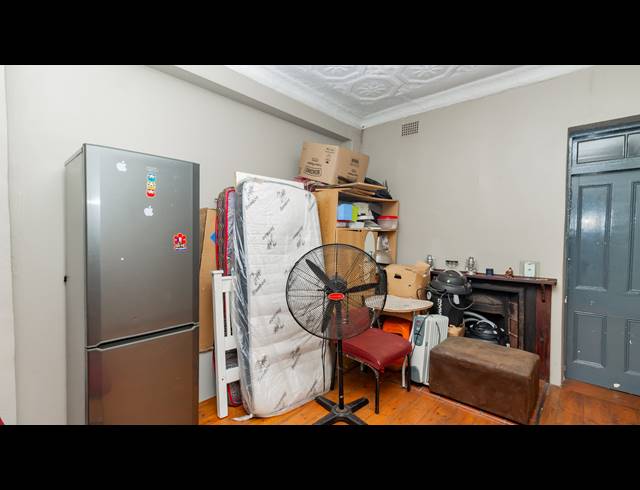 6 BEDROOM FREESTANDING FOR SALE IN BRIXTON